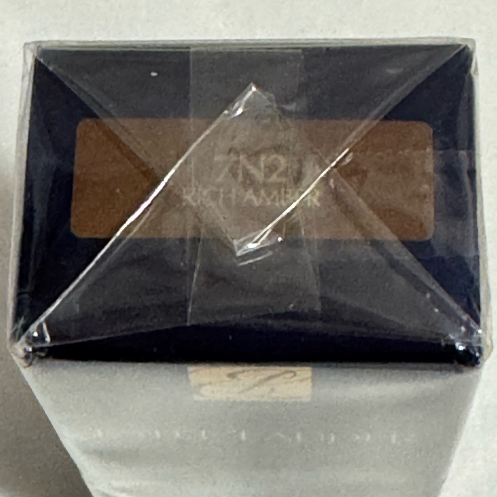 New Estee Lauder Futurist SkinTint Serum 7N2 Rich Amber Tone Hydrates skin care - Picture 3 of 6